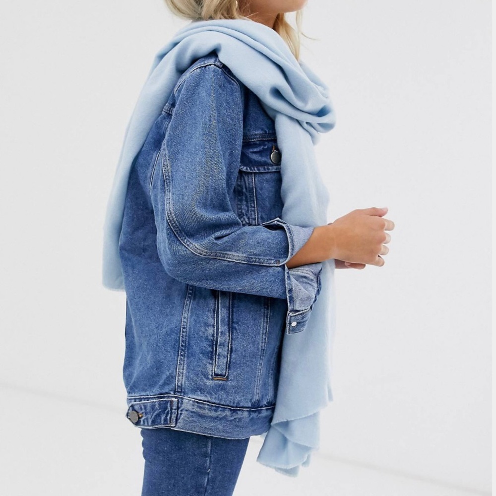 EUC ASOS Lightweight Scarf
